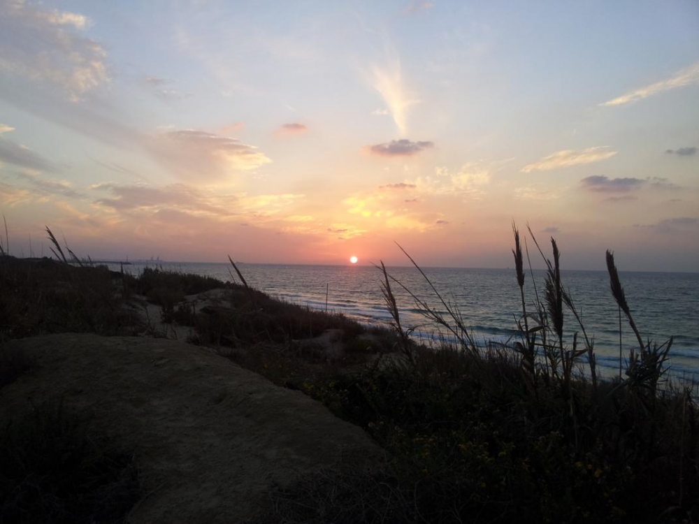 "atardecer en el mediterraneo" de Pablo Slavin