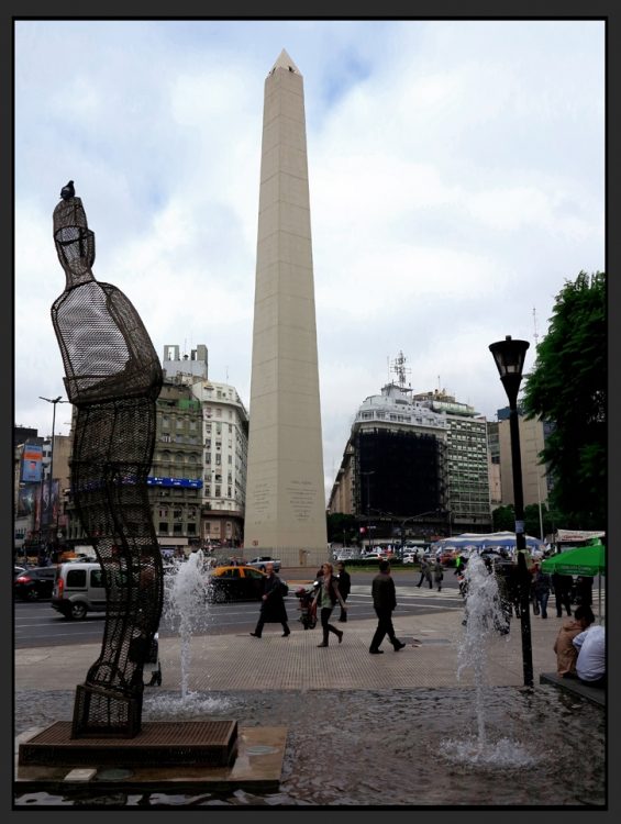 "Una tarde en el Obelisco" de Jorge Vicente Molinari