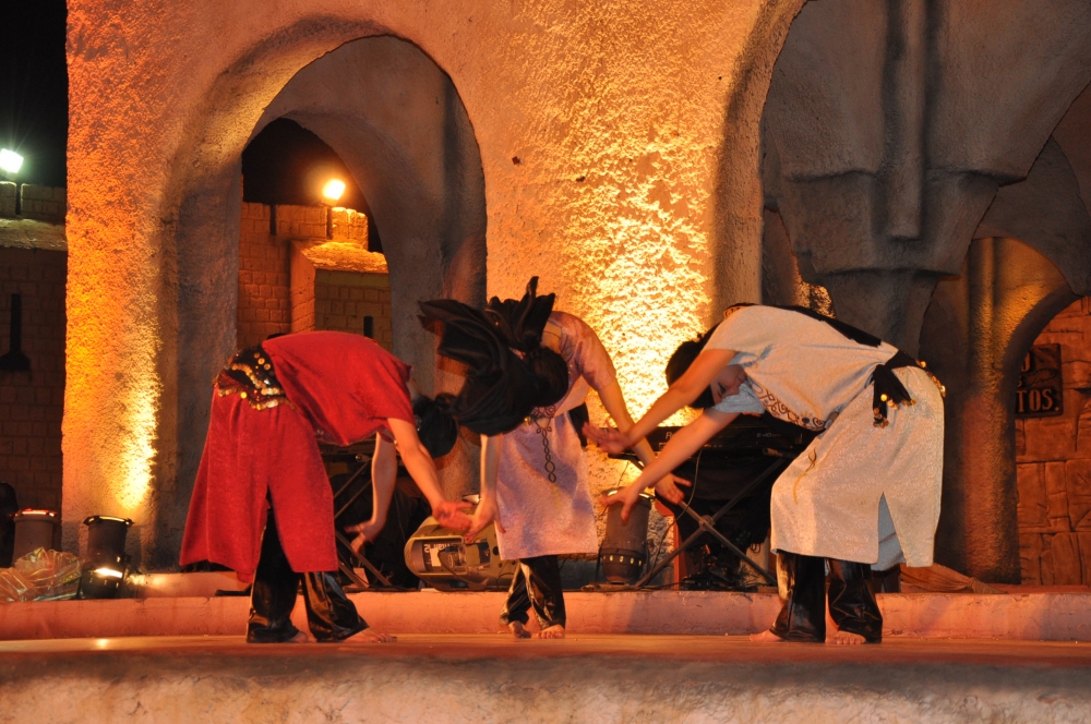 "danzas arabes" de Jose Alberto Vicente