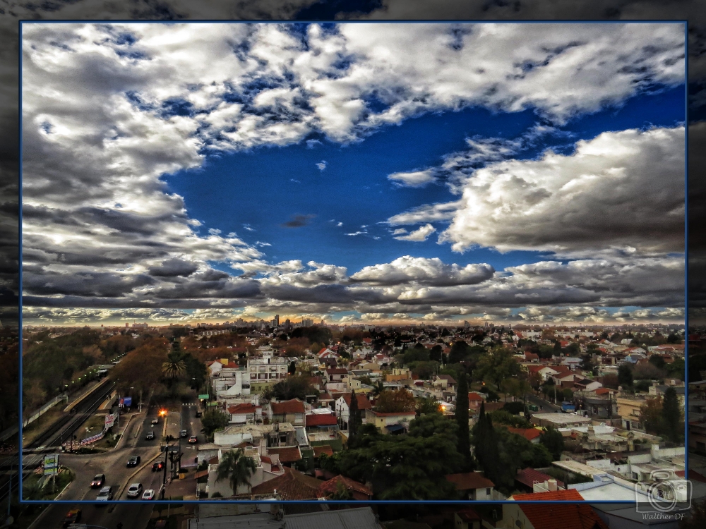 "Bajo el Cielo!!" de Walther Fernandez