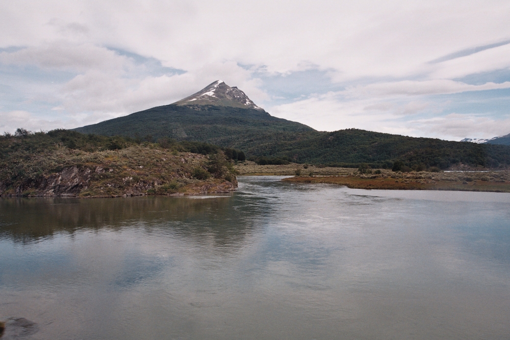 "tierra del fuego" de Jose Alberto Vicente