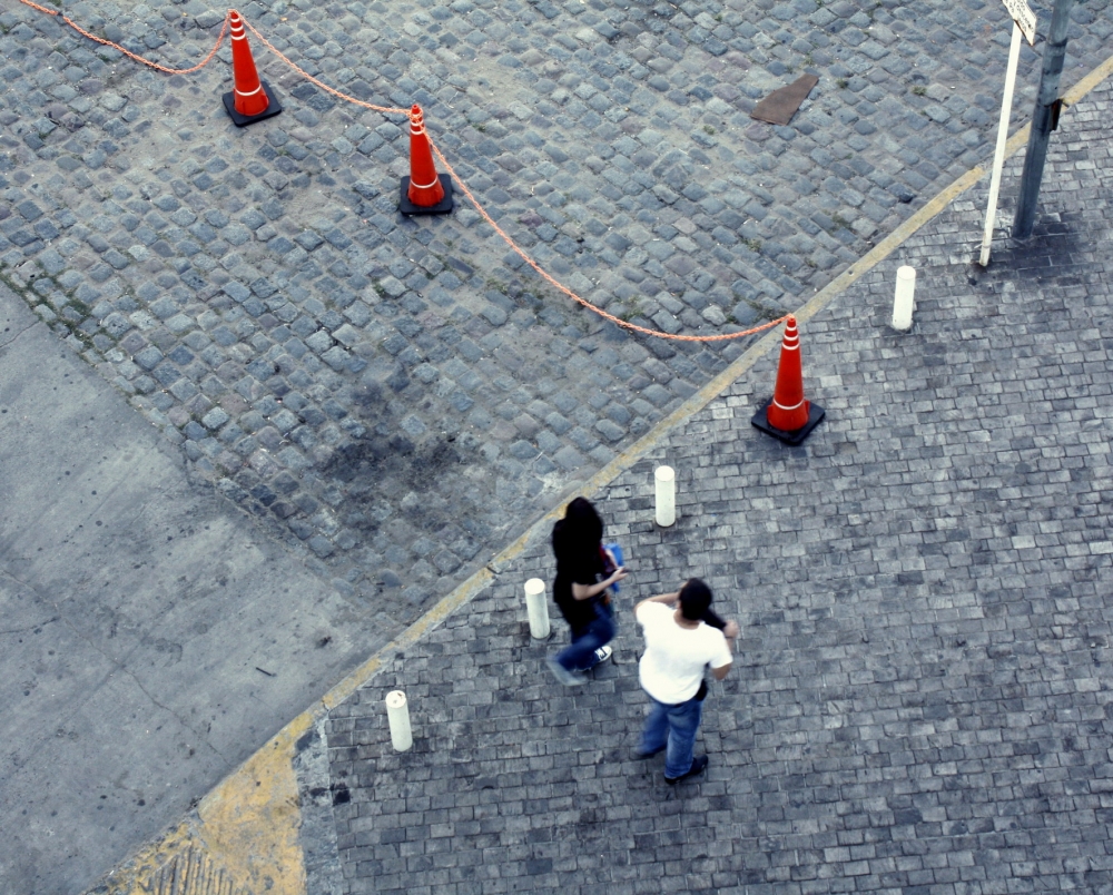 "Hacia donde?" de Hugo A. Hazaki