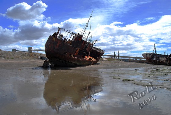 "Reflejos de la costa" de Rolando Lizarraga