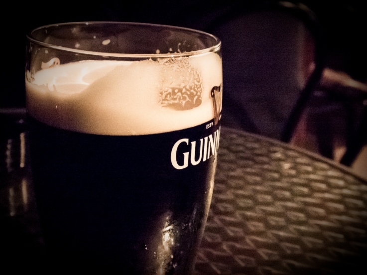 "Guinness come to me..." de David Roldn