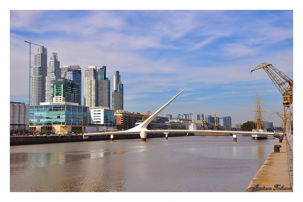 "Puerto Madero" de Gustavo Tabares