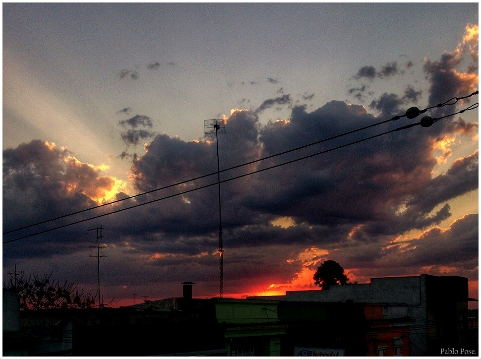 "Atardecer..." de Pablo Pose