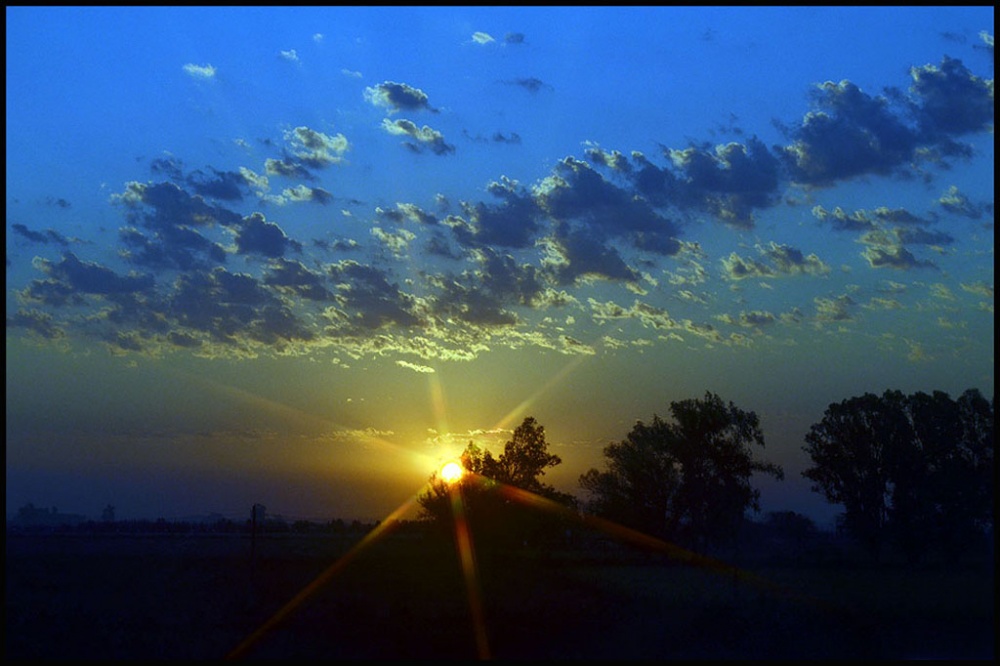 "Rayos del Atardecer" de Mascarenhas Cmara. Juan de Brito