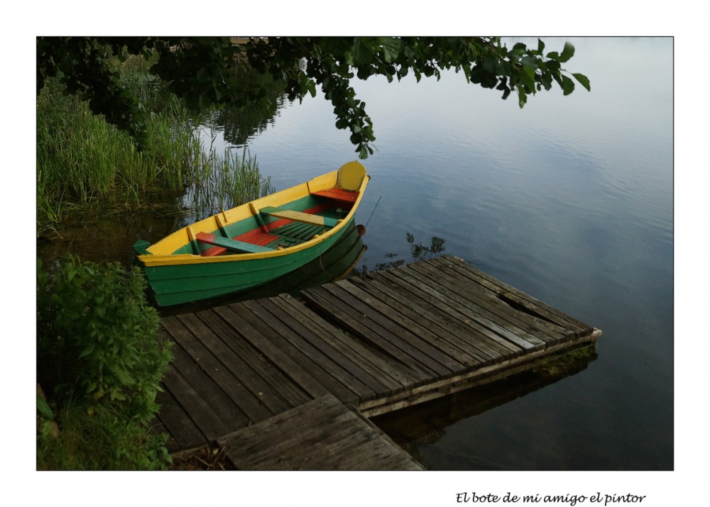 "El bote de mi amigo el pintor." de Gerardo Saint Martn