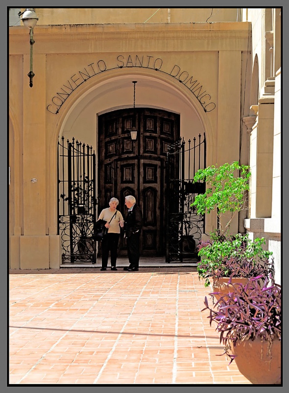 "Encuentro en el convento" de Jorge Vicente Molinari