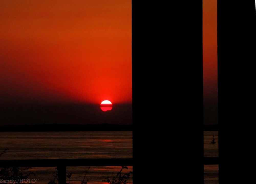 "Atardecer en Corrientes" de Sandra M Garcia