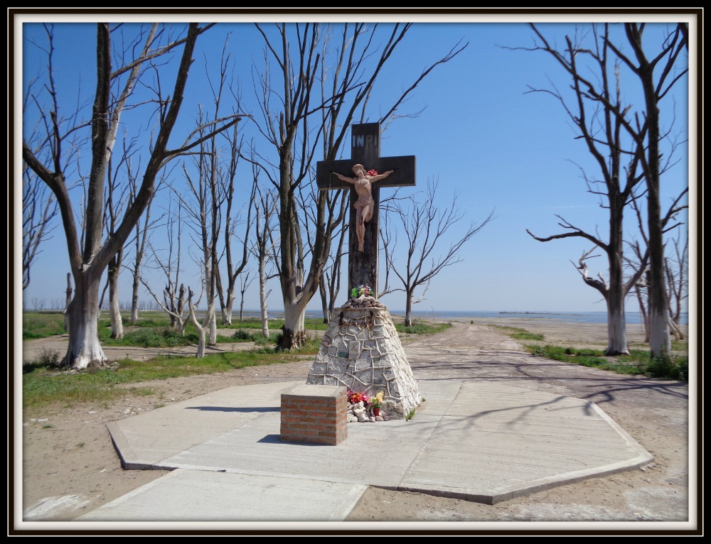 "CRITO DE EPECUEN" de Roberto Lozano