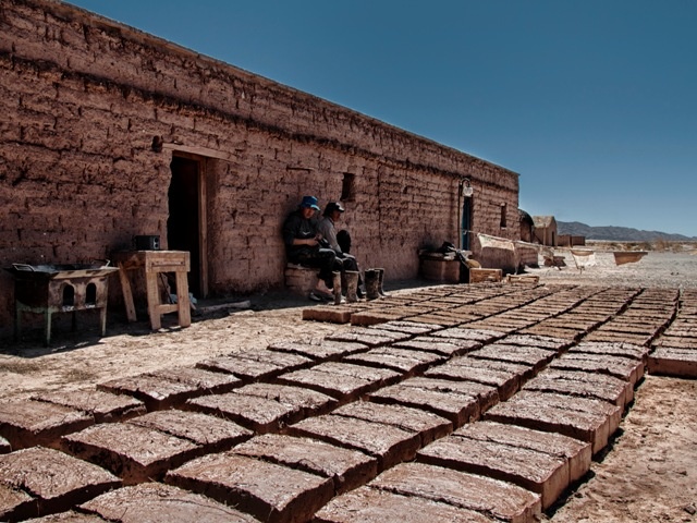 "Fbrica de adobes" de Javier Adam