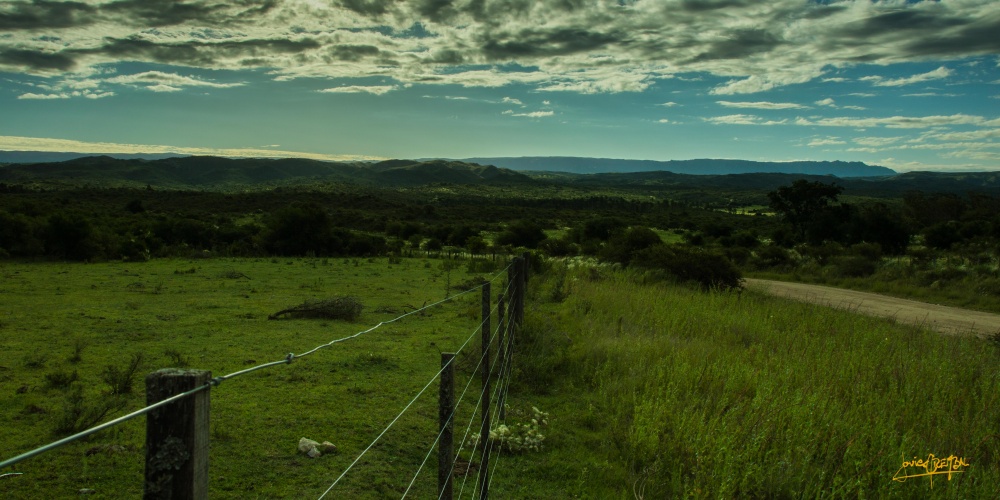 "paisaje serrano II" de Javier Crembil