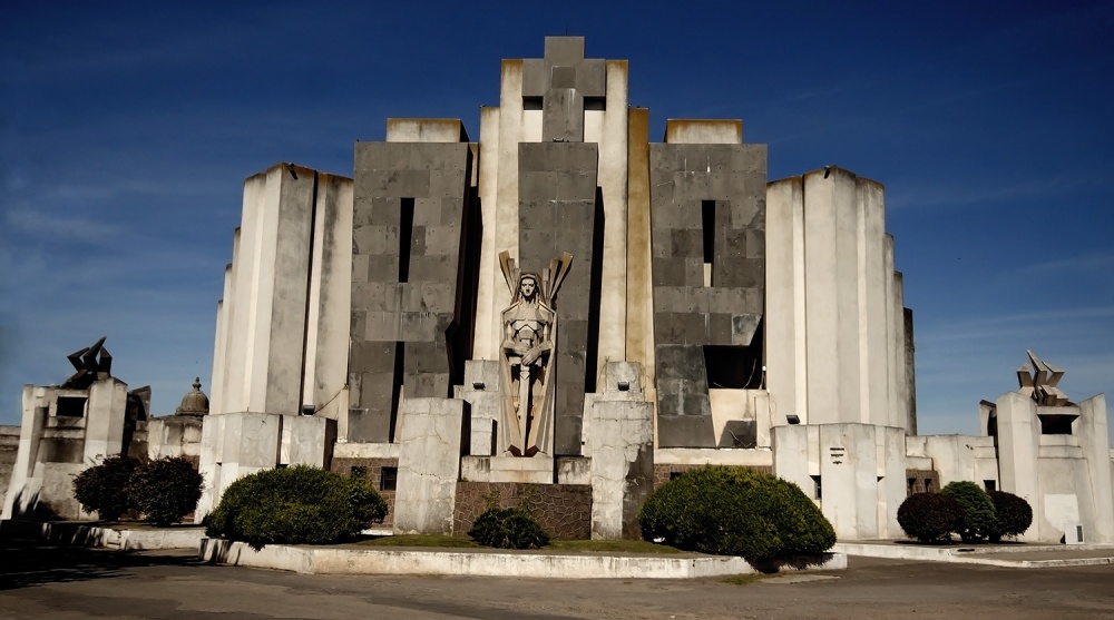 "Cementerio de Azul" de Edith Polverini