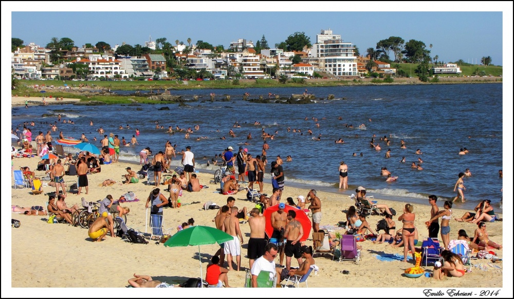 "Domingo en Montevideo" de Emilio Echesuri