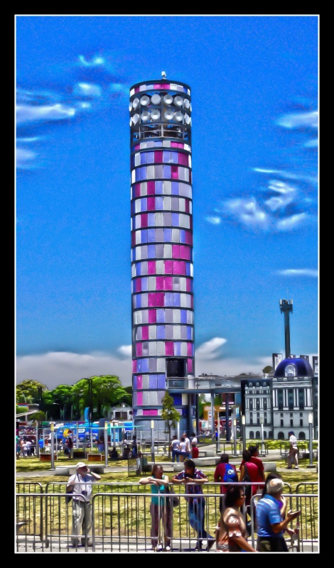 "La torre" de Roberto A. Torres