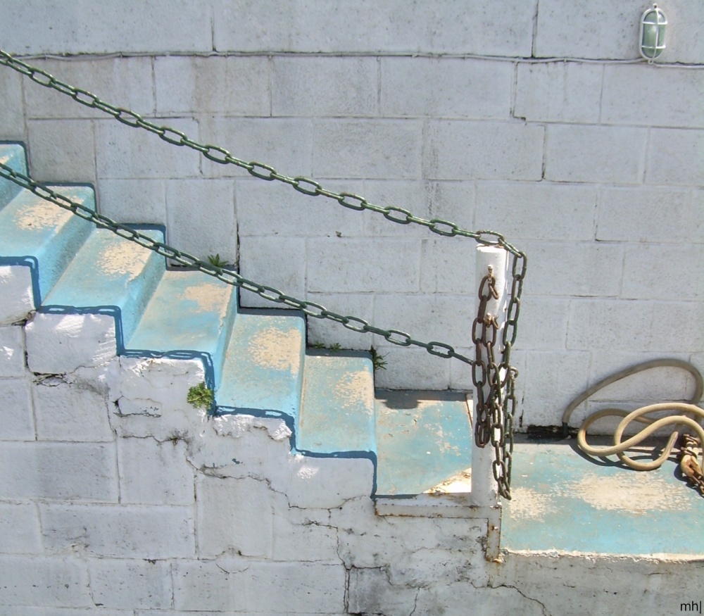"Escaleras gastadas" de Mara C. Herrero