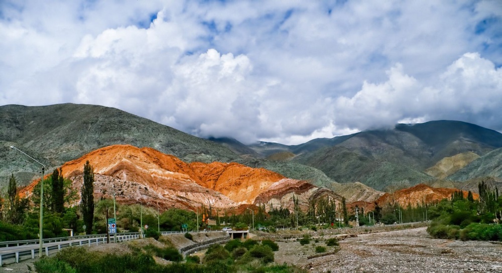 "Cerro Salteo" de Ernesto Emilio Suarez