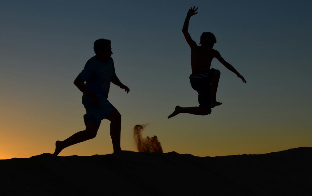 "Saltando libremente." de Fernan Godoy