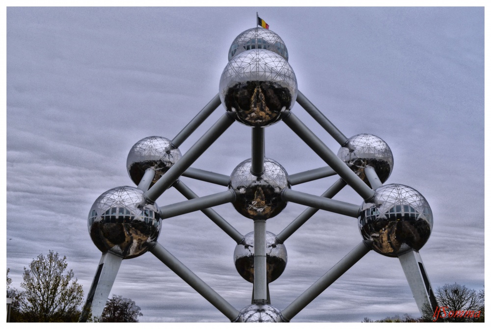 "Atomium" de Luis Fernando Somma (fernando)