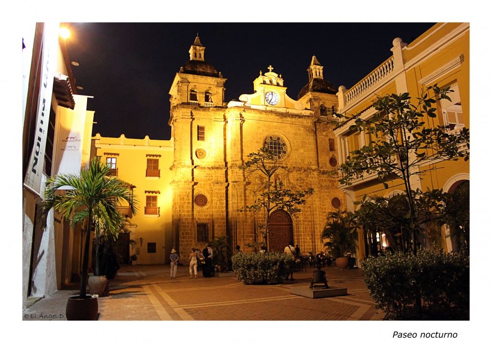 "Paseo nocturno" de Angel De Pascalis