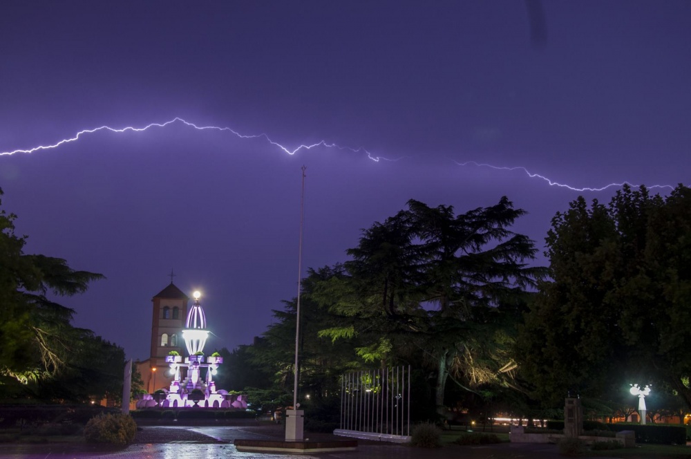 "Tormenta de Verano" de Cristian Mauro Arias