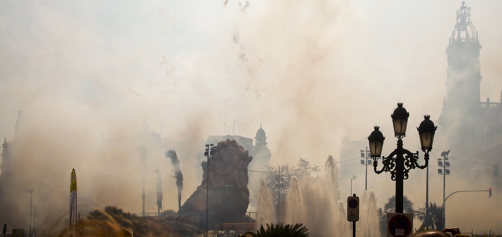 "Fuegos artificiales en Valencia" de Angel Ros Die