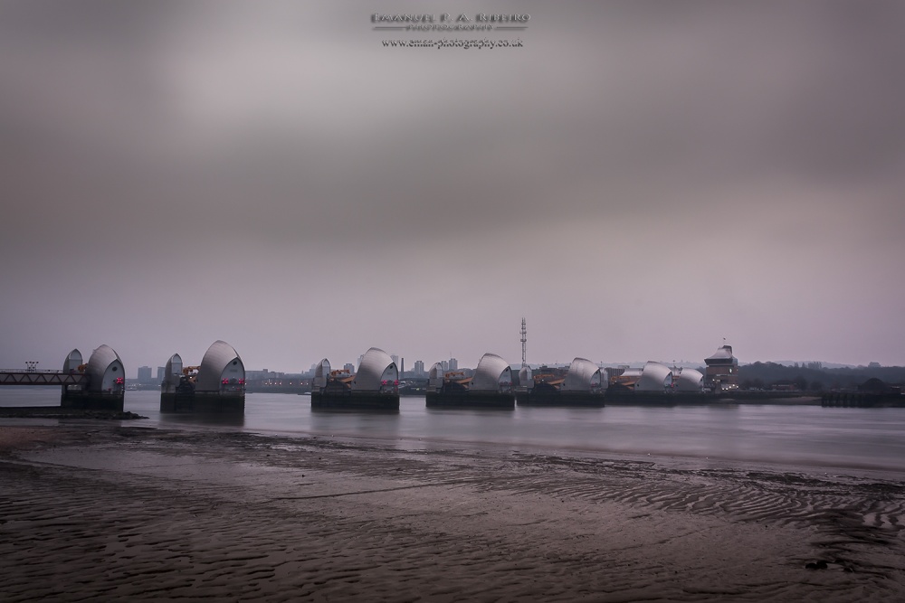 "Thames Barriers" de Emanuel Pereira Aparicio Ribeiro