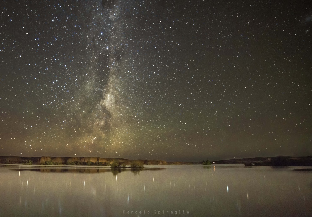 "Estrellas Sobre el Agua" de Marcelo Spiraglia