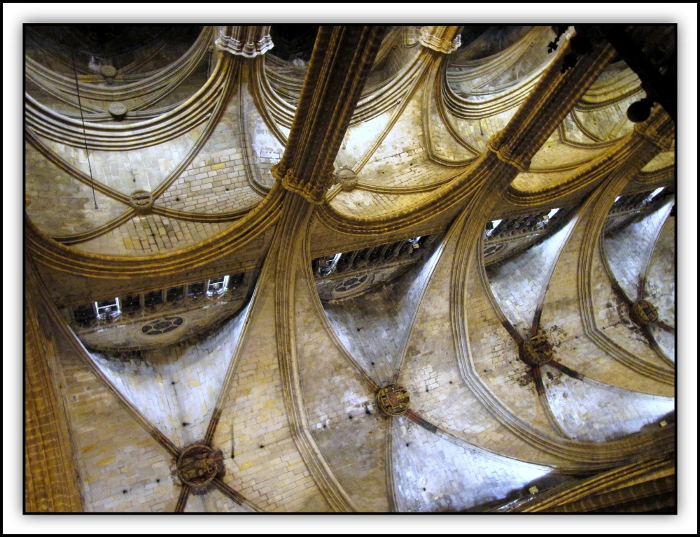 "Yacente en la catedral" de La Cristina Garca