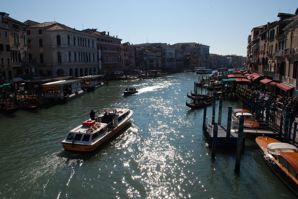 "contraluz veneziano" de Leonardo Perissinotto