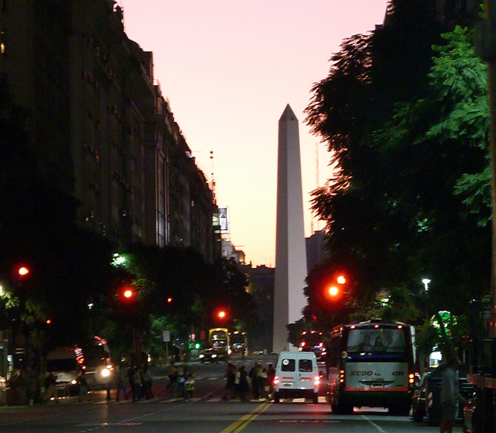 "Obelisco" de Edel Lopez