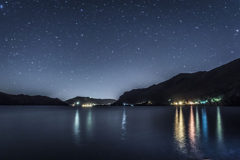 "Lago Gutierrez" de Ricardo Wychlo