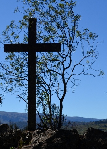 "Una cruz en la sierra" de Jorge Berterretch