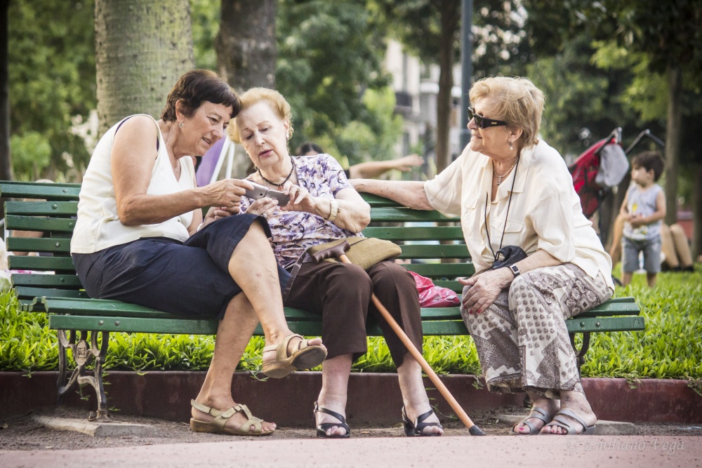 "Tarde de chicas" de Emiliano Vega