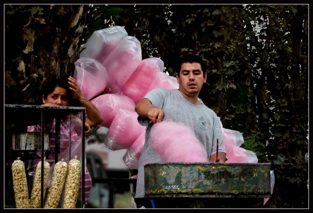 "Fabricando sonrisas" de Ruben Perea