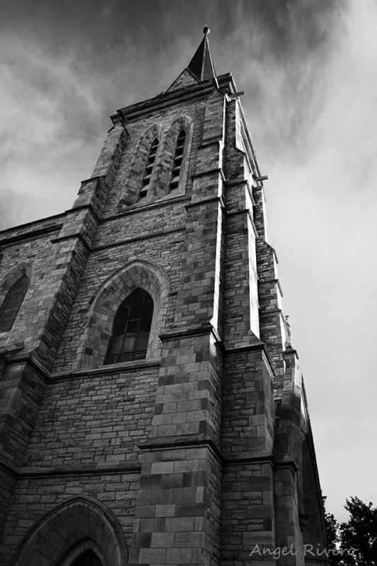 "Catedral de Bariloche" de Angel Rivero