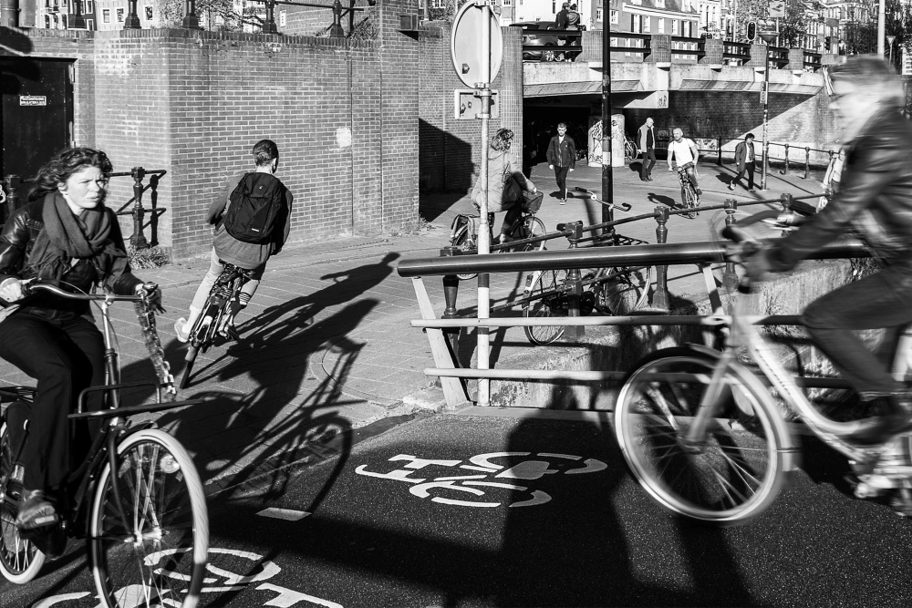 "Bicicletas Asesinas" de Carlos Costamagna