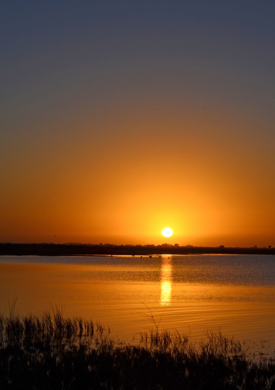 "Amanece sobre la laguna de Melincue 10" de Monica Rollan