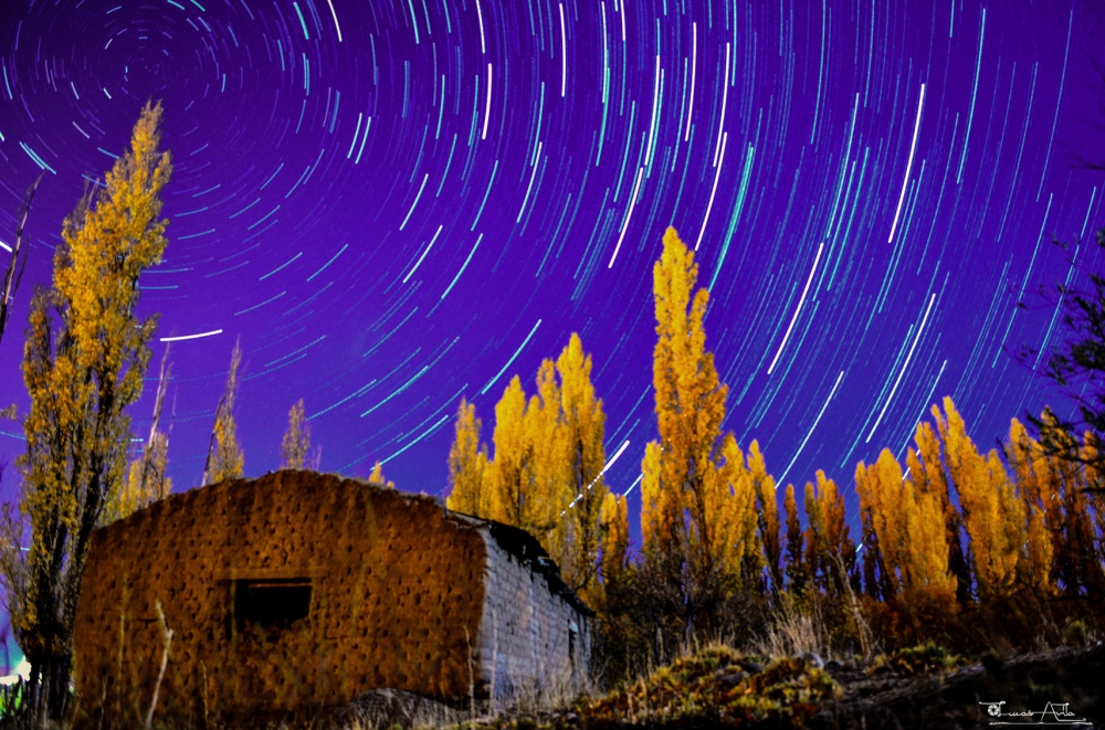 "Otra Mirada Al Cielo" de Lucas Avila