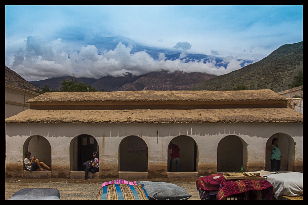 "Purmamarca a la siesta" de Ricardo Wychlo