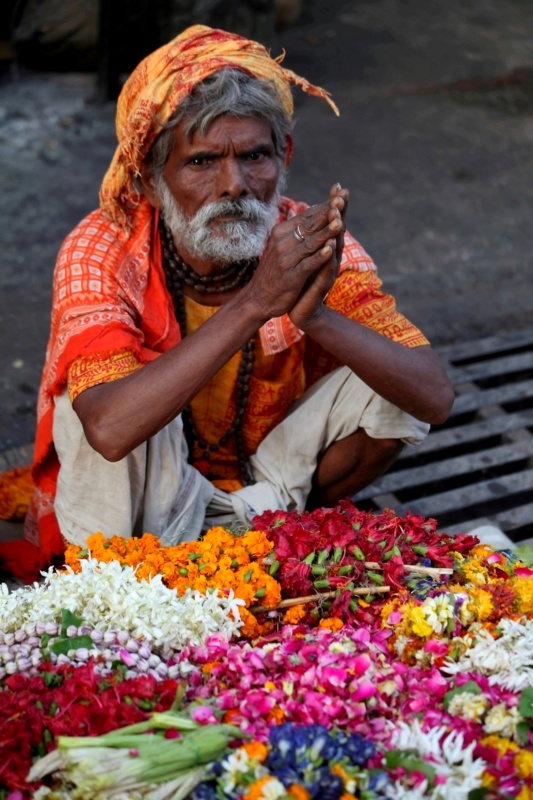 "Vendedor de flores" de Francisco Luis Azpiroz Costa