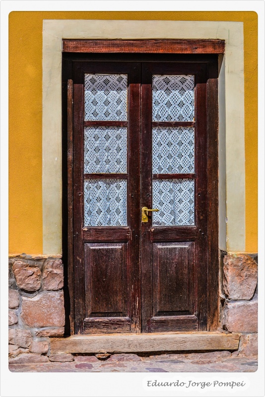 "Las cortinas de la abuela" de Eduardo Jorge Pompei