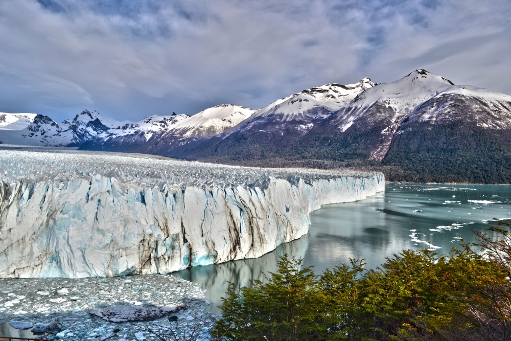 "El Perito Moreno" de Carlos D. Cristina Miguel