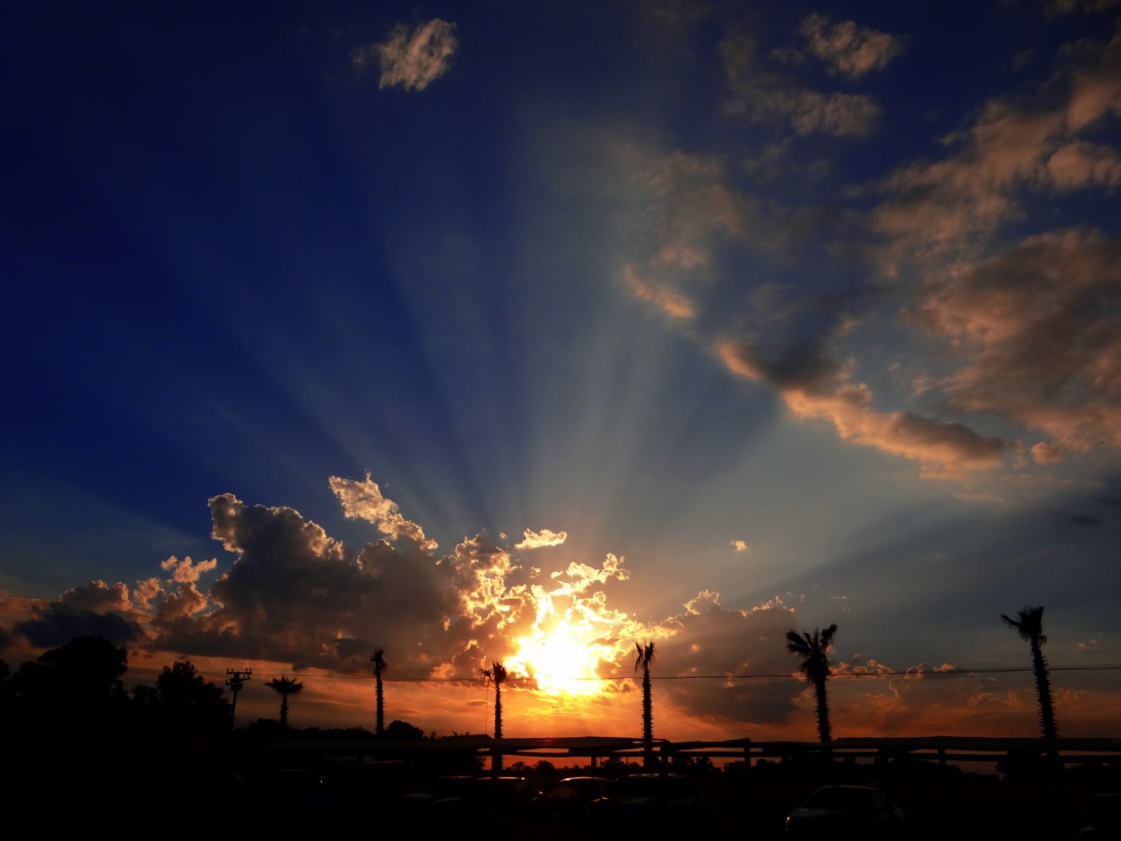 "Rayos del atardecer!!!" de Jorge Alberto Coccolo