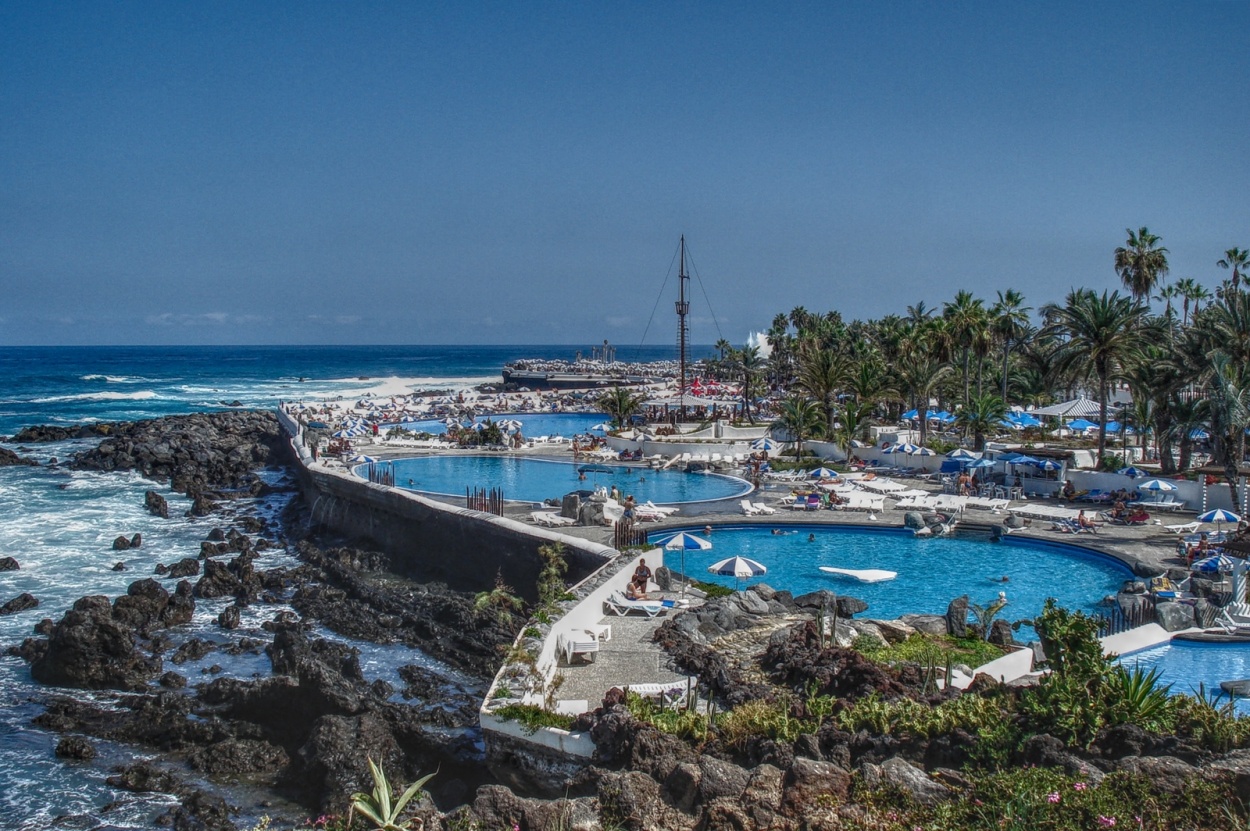 "**PUERTO DE LA CRUZ -Tenerife - (Espaa)**" de Antonio Snchez Gamas (cuky A. S. G. )