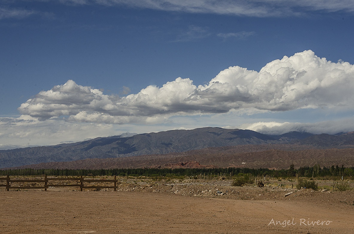 "Sierra del Tontal" de Angel Rivero