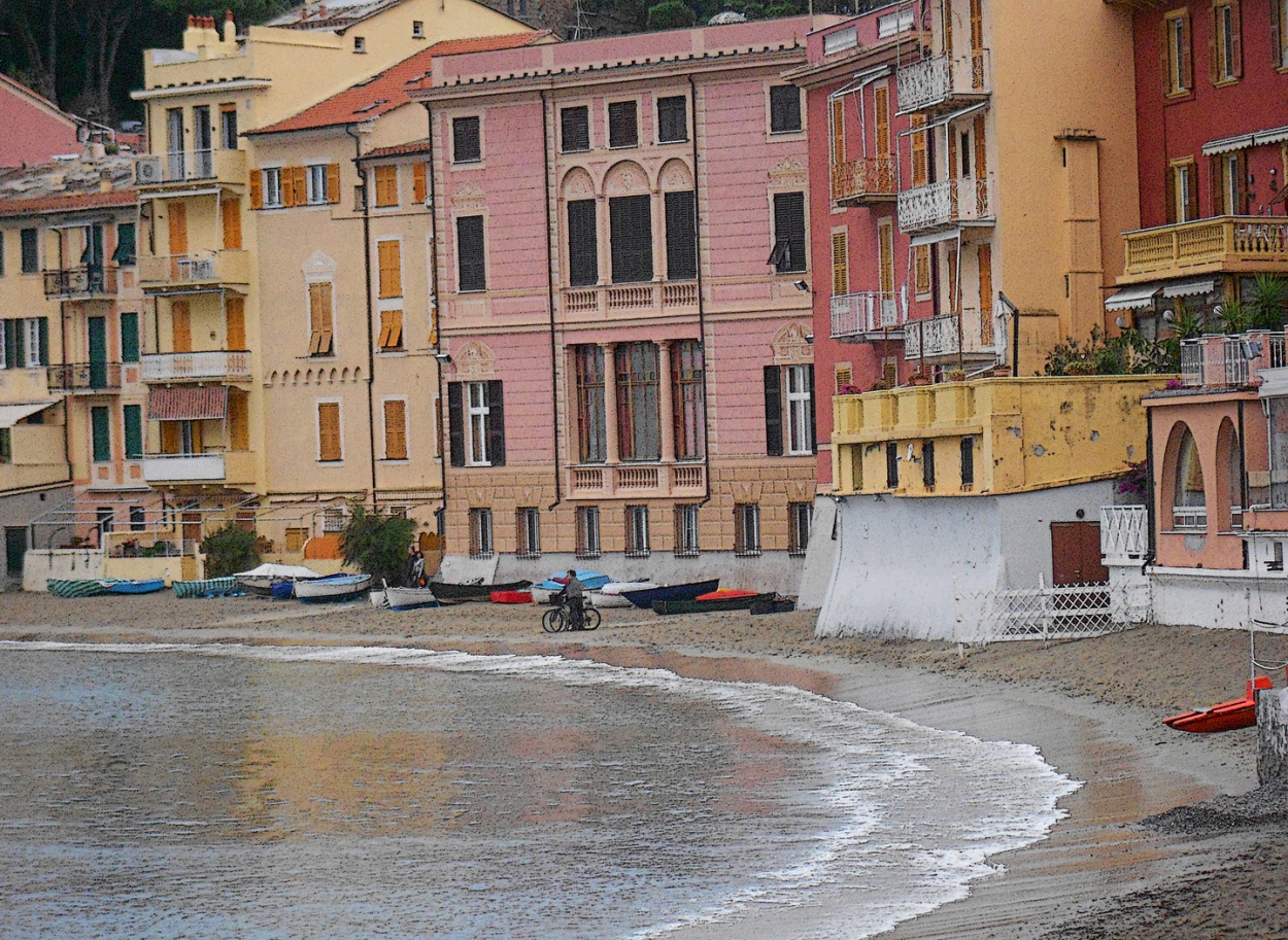 "baha del silencio en Sestri, Italia" de Ricardo S. Spinetto