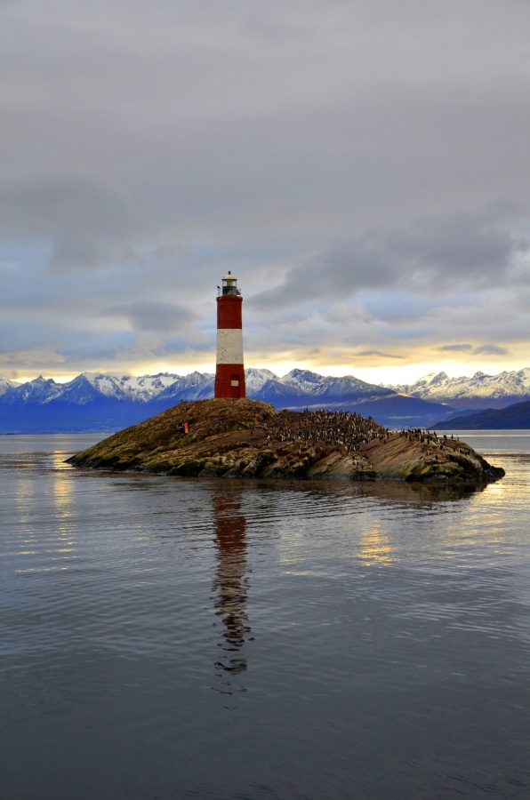 "Faro de les Esclaileurs" de Jose Torino