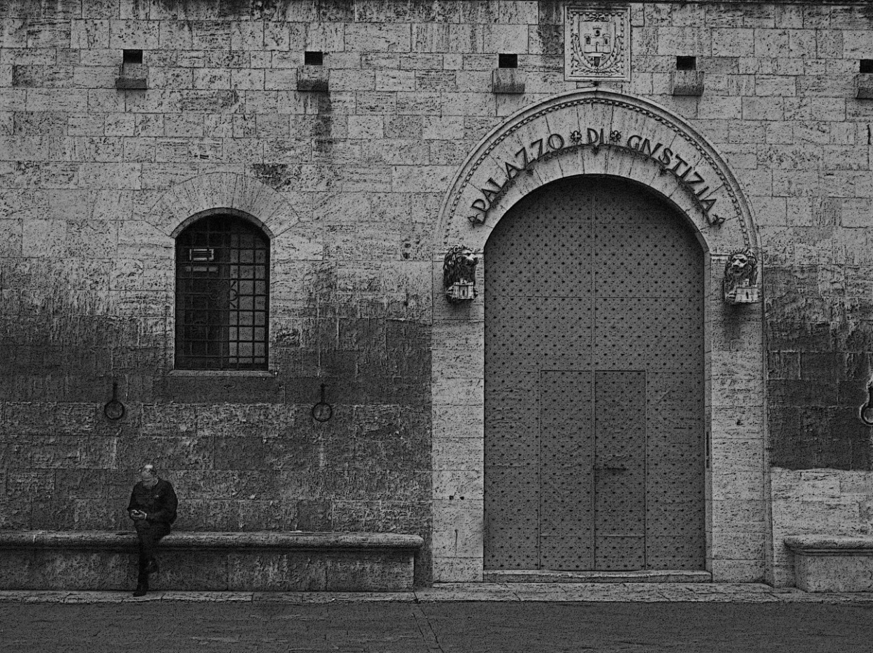 "Piazza dell Giutizia" de Ricardo S. Spinetto